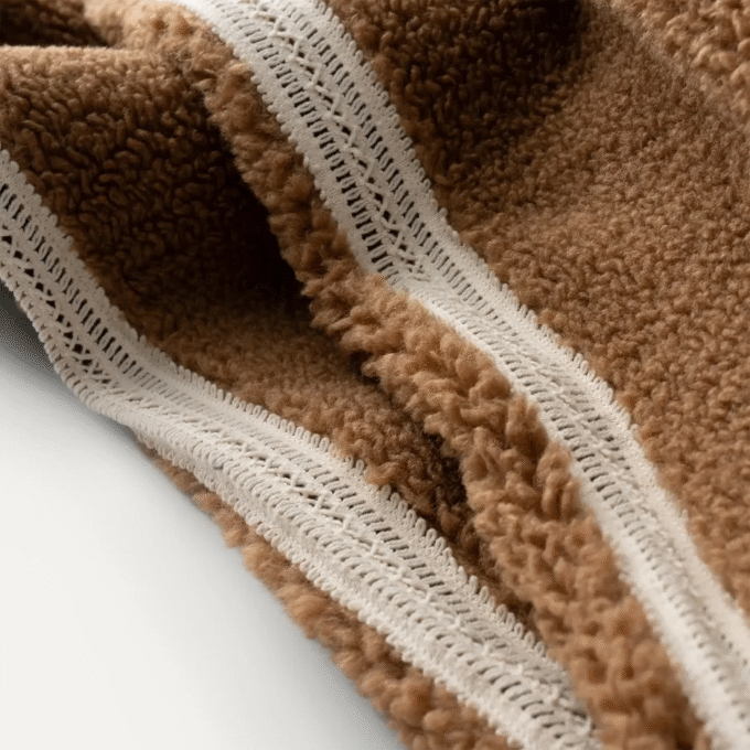 Chaqueta UGGfluff de ganchillo Nikia