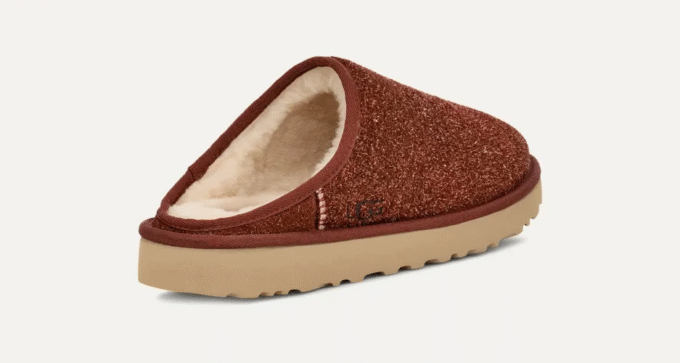 Clásicas zapatillas sin cordones de ante afelpado