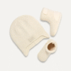 Skylar y gorro UGG