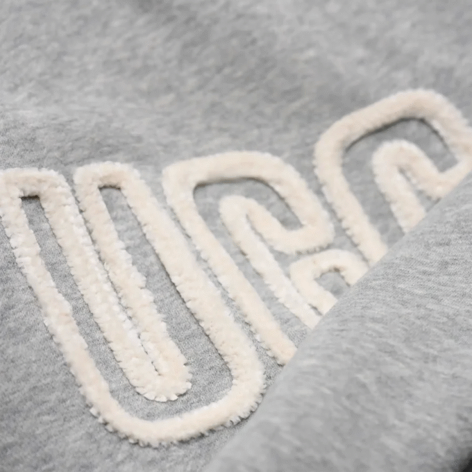 Sudadera UGG con logo